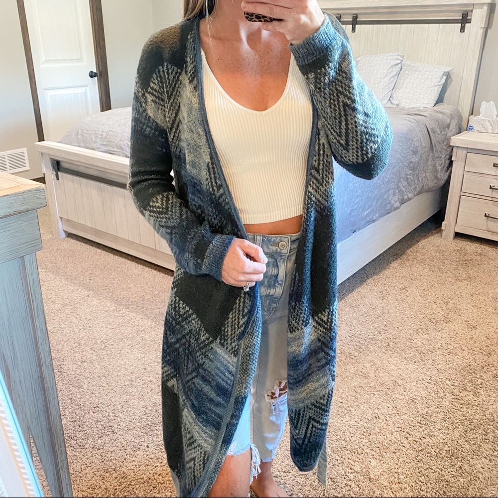 Knox Rose Blue Aztec Gray Knit Long Sleeve Tie Around Cardigan Women’s Size Med.